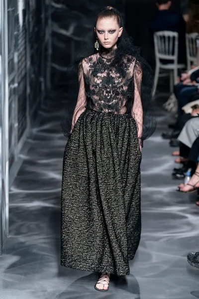 Look 40